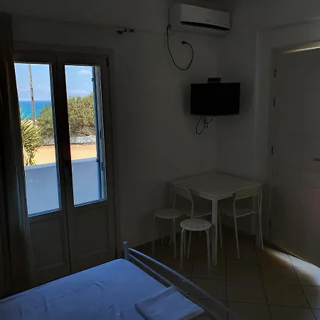 Naxos *