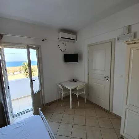 Naxos * Agiassos